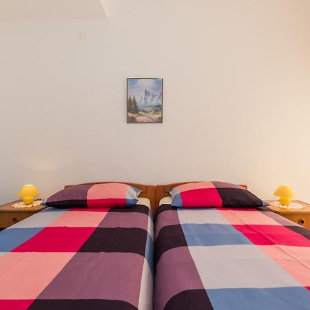 Kamelija Apartamento Rovinj Exterior foto